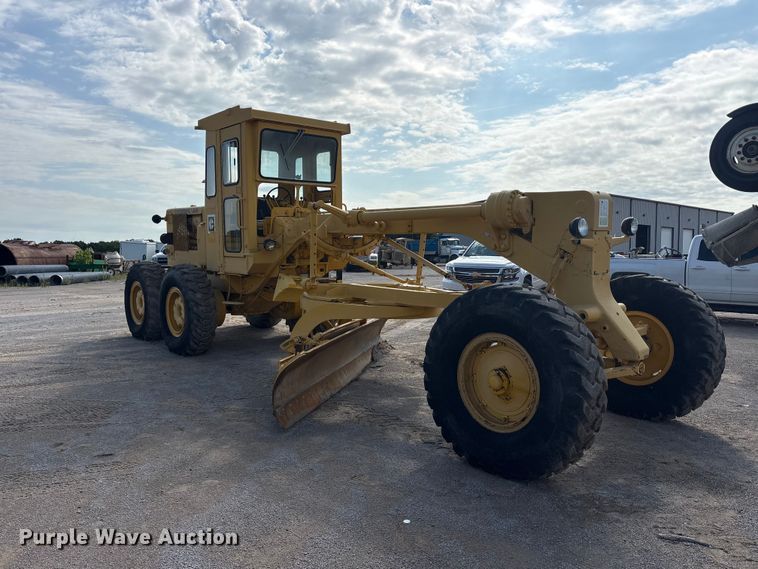 image for item EU5706 1971 Caterpillar 14E rigid frame motor grader