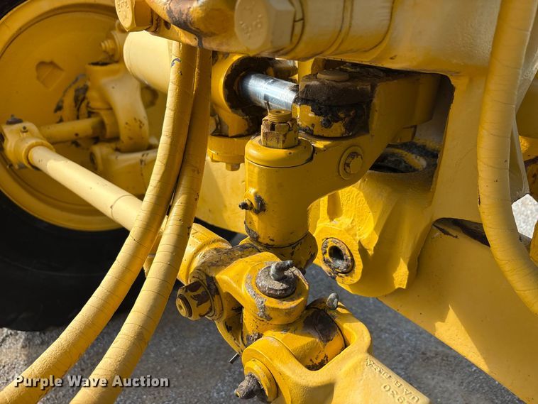 image for item EU5706 1971 Caterpillar 14E rigid frame motor grader