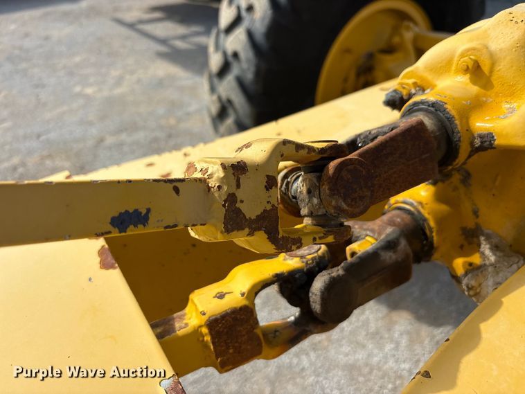 image for item EU5706 1971 Caterpillar 14E rigid frame motor grader