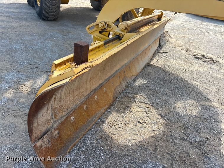 image for item EU5706 1971 Caterpillar 14E rigid frame motor grader