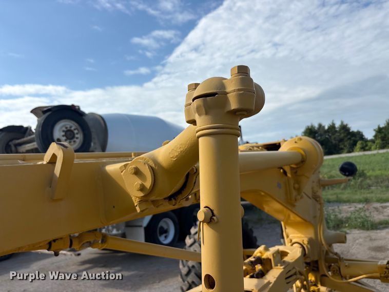 image for item EU5706 1971 Caterpillar 14E rigid frame motor grader