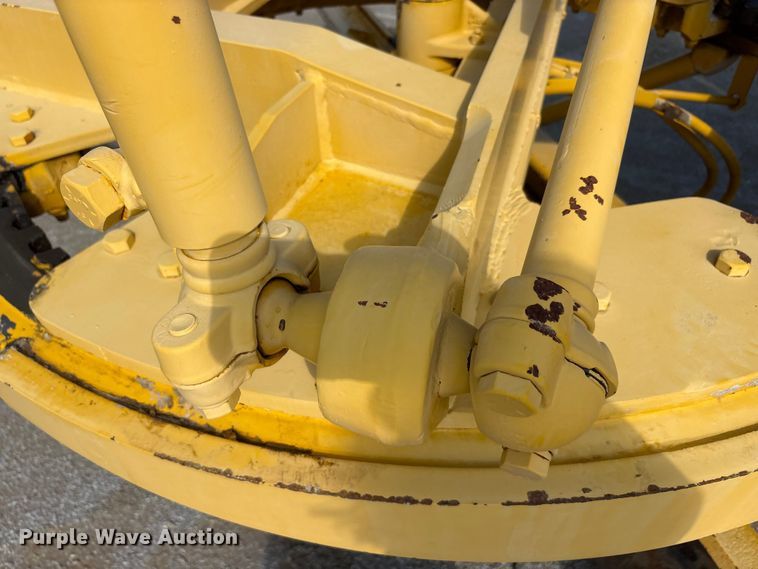image for item EU5706 1971 Caterpillar 14E rigid frame motor grader
