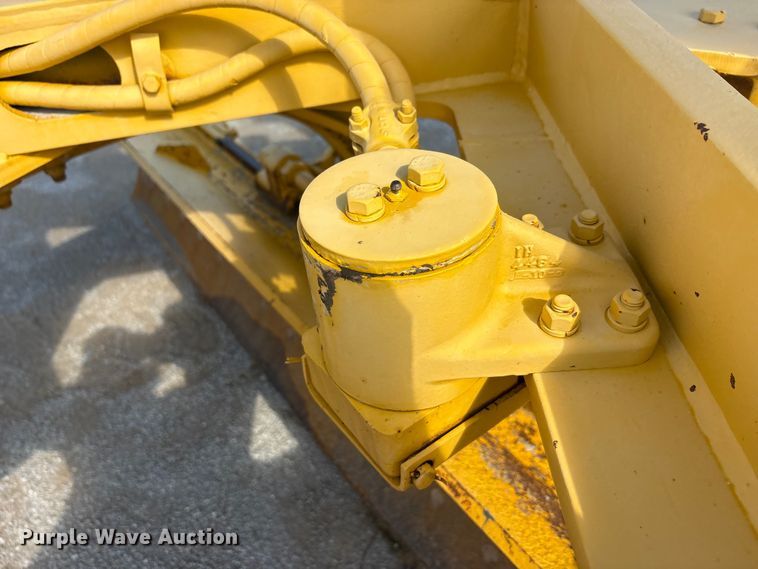 image for item EU5706 1971 Caterpillar 14E rigid frame motor grader