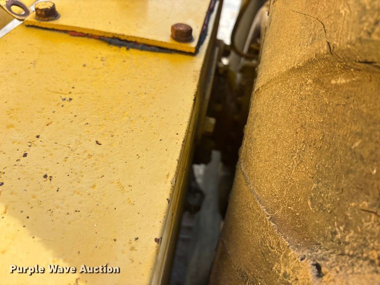 image for item EU5706 1971 Caterpillar 14E rigid frame motor grader