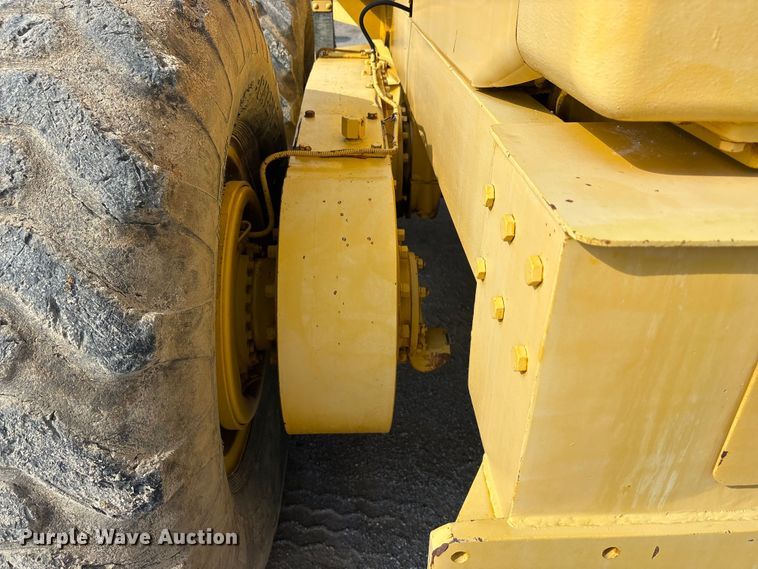 image for item EU5706 1971 Caterpillar 14E rigid frame motor grader