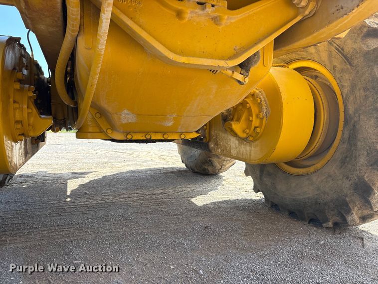 image for item EU5706 1971 Caterpillar 14E rigid frame motor grader