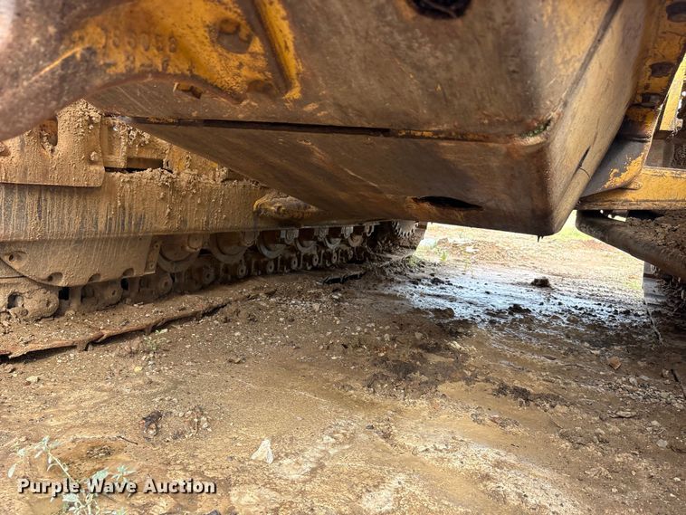 image for item EU5709 1977 Caterpillar D6D dozer