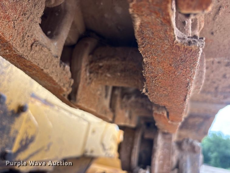 image for item EU5709 1977 Caterpillar D6D dozer