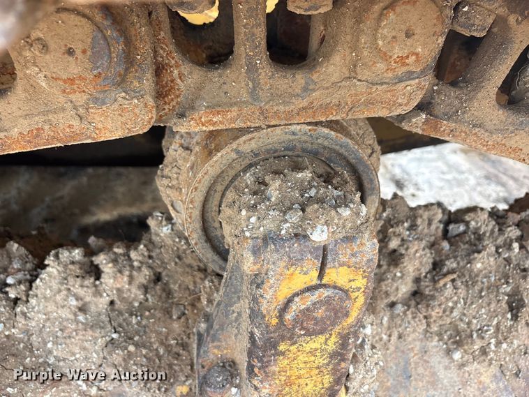 image for item EU5709 1977 Caterpillar D6D dozer