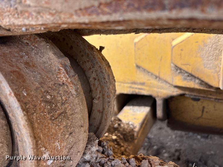 image for item EU5709 1977 Caterpillar D6D dozer