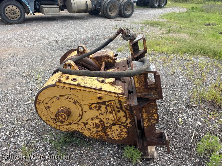 image for item EU5710 Hyster winch
