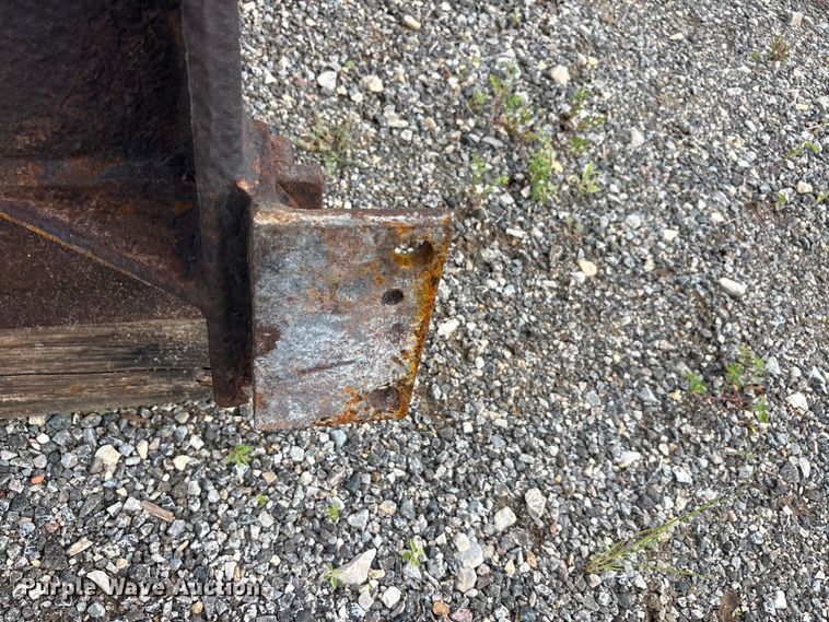image for item EU5710 Hyster winch