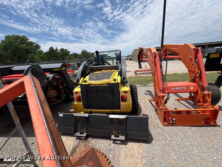image for item EU5711 2014 New holland C238 tracked skid steer loader
