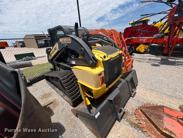 image for item EU5711 2014 New holland C238 tracked skid steer loader
