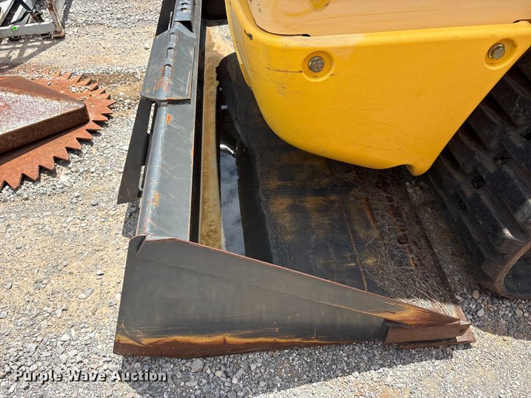 image for item EU5711 2014 New holland C238 tracked skid steer loader
