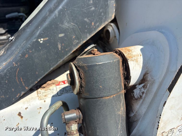 image for item EU5716 2015 Bobcat T870 tracked skid steer loader
