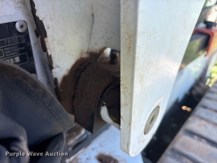 image for item EU5716 2015 Bobcat T870 tracked skid steer loader