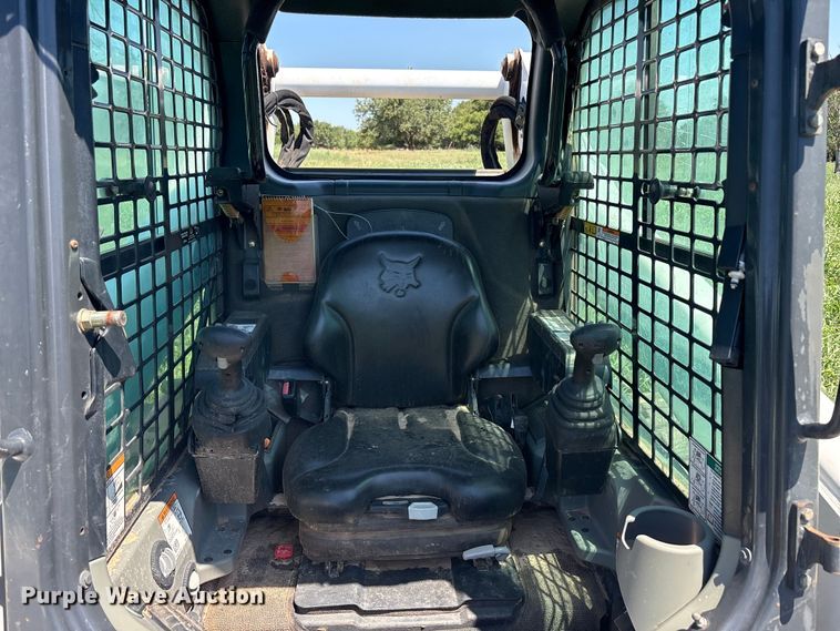 image for item EU5716 2015 Bobcat T870 tracked skid steer loader