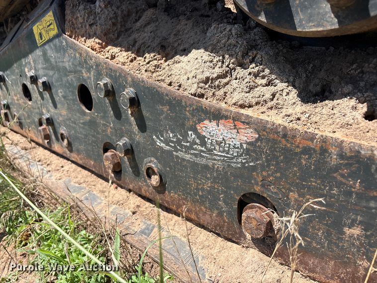image for item EU5716 2015 Bobcat T870 tracked skid steer loader