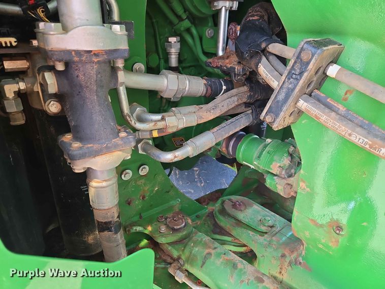 image for item EW0303 2022 John Deere 9R 640 Scraper Special 4WD tractor
