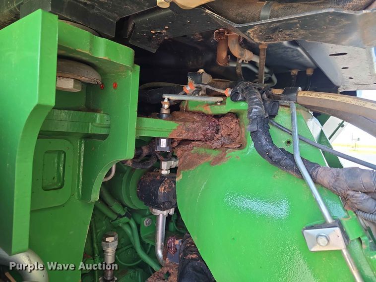 image for item EW0303 2022 John Deere 9R 640 Scraper Special 4WD tractor