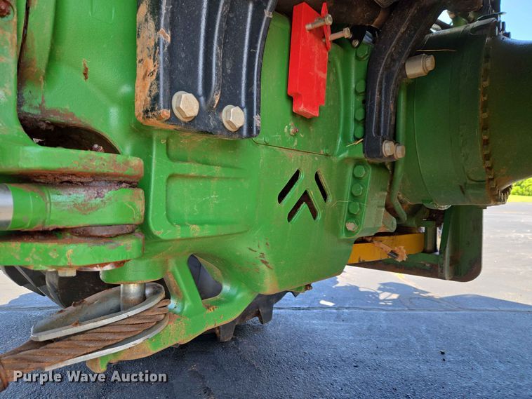 image for item EW0303 2022 John Deere 9R 640 Scraper Special 4WD tractor