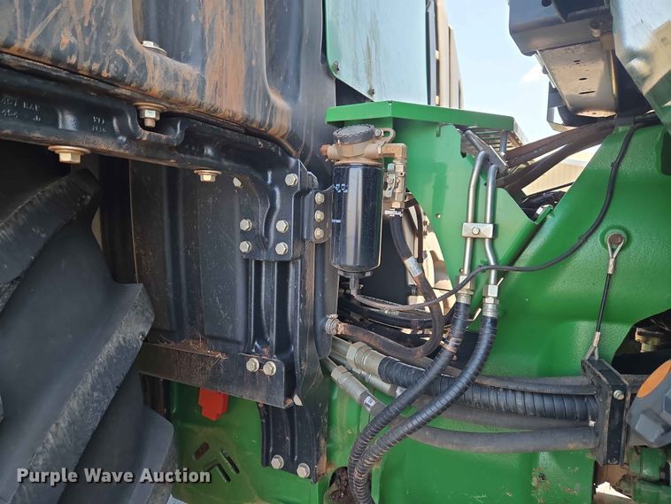 image for item EW0303 2022 John Deere 9R 640 Scraper Special 4WD tractor