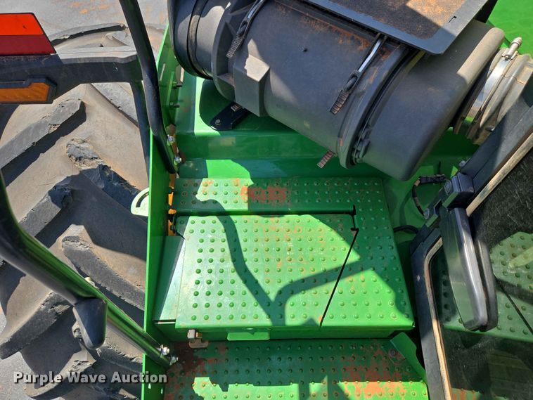 image for item EW0303 2022 John Deere 9R 640 Scraper Special 4WD tractor