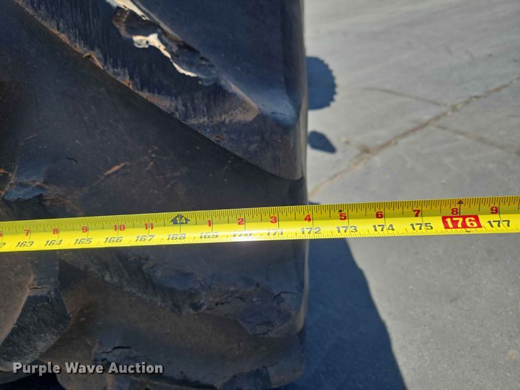 image for item EW0303 2022 John Deere 9R 640 Scraper Special 4WD tractor