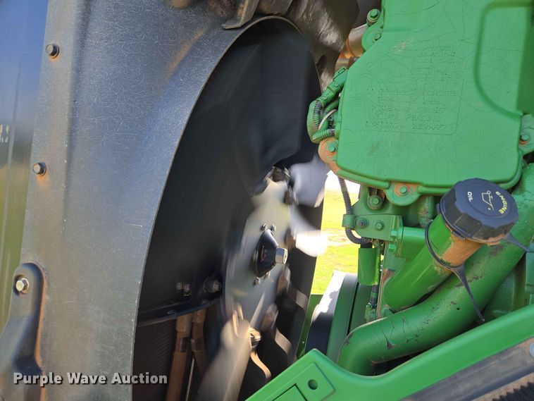 image for item EW0303 2022 John Deere 9R 640 Scraper Special 4WD tractor