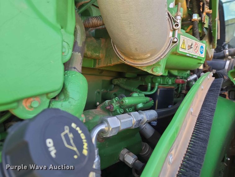 image for item EW0303 2022 John Deere 9R 640 Scraper Special 4WD tractor