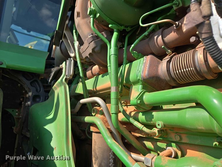 image for item EW0303 2022 John Deere 9R 640 Scraper Special 4WD tractor
