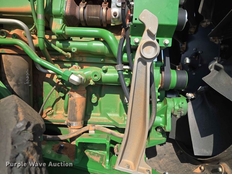 image for item EW0303 2022 John Deere 9R 640 Scraper Special 4WD tractor