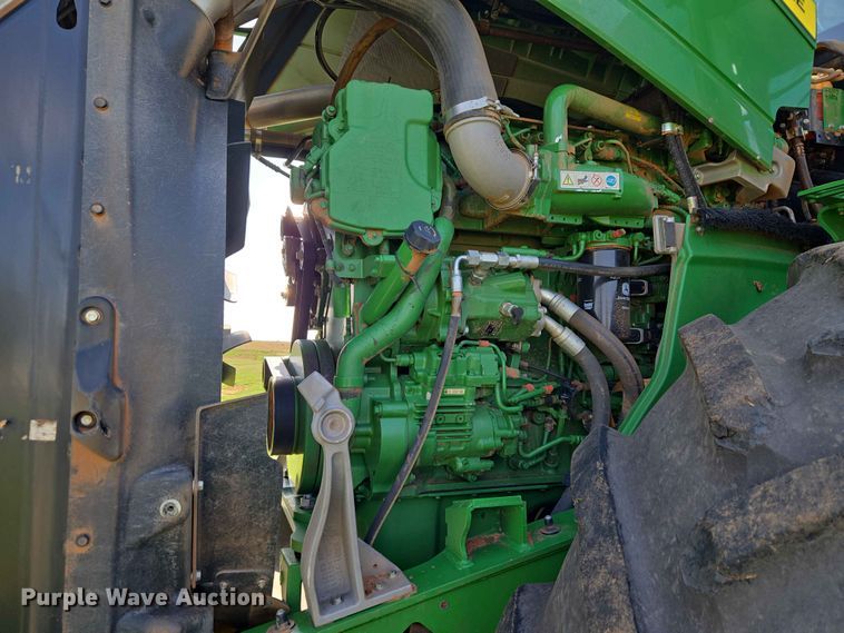 image for item EW0303 2022 John Deere 9R 640 Scraper Special 4WD tractor