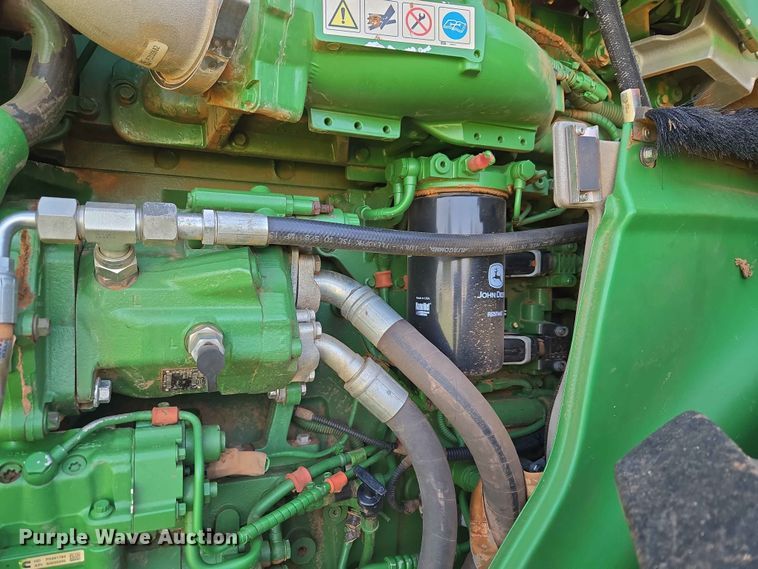 image for item EW0303 2022 John Deere 9R 640 Scraper Special 4WD tractor