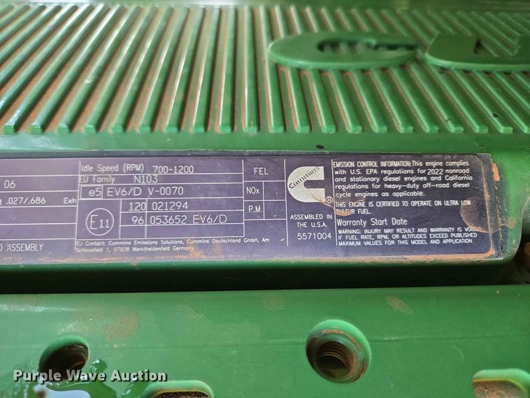 image for item EW0303 2022 John Deere 9R 640 Scraper Special 4WD tractor
