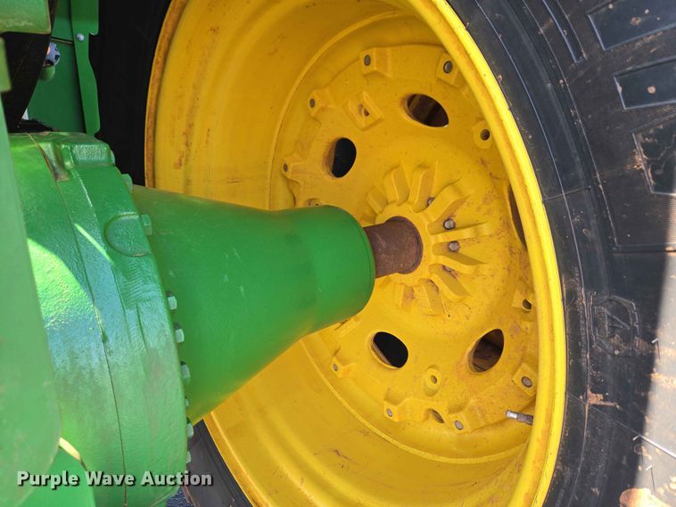 image for item EW0303 2022 John Deere 9R 640 Scraper Special 4WD tractor