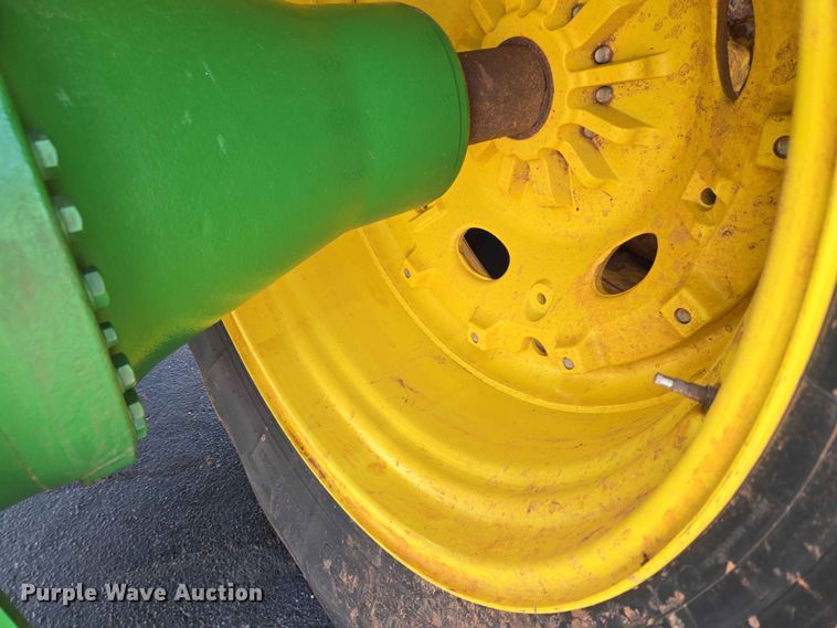 image for item EW0303 2022 John Deere 9R 640 Scraper Special 4WD tractor
