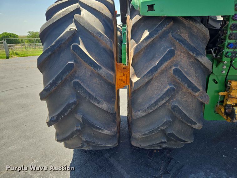 image for item EW0303 2022 John Deere 9R 640 Scraper Special 4WD tractor