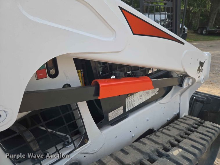 image for item EW0307 2015 Bobcat T590 tracked skid steer loader