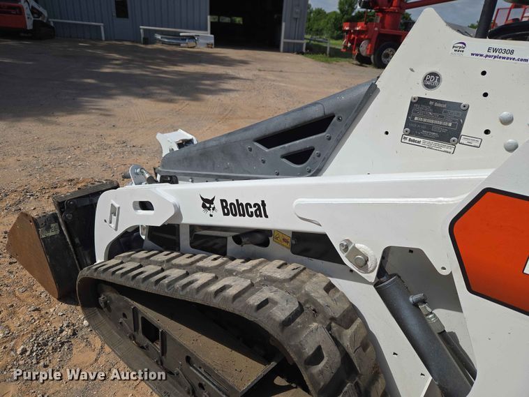 image for item EW0308 2018 Bobcat MT85 compact utility loader