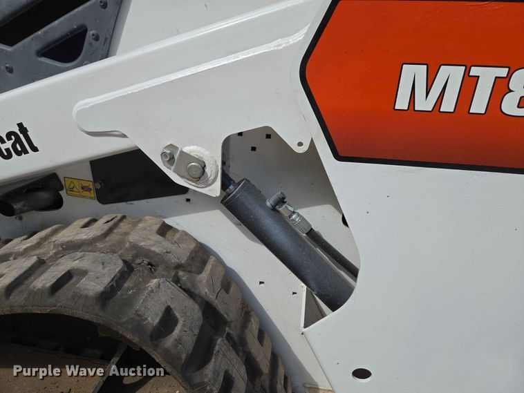 image for item EW0308 2018 Bobcat MT85 compact utility loader