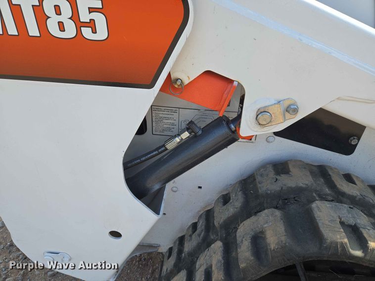 image for item EW0308 2018 Bobcat MT85 compact utility loader