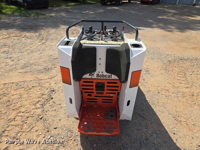image for item EW0308 2018 Bobcat MT85 compact utility loader