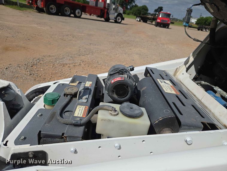 image for item EW0308 2018 Bobcat MT85 compact utility loader
