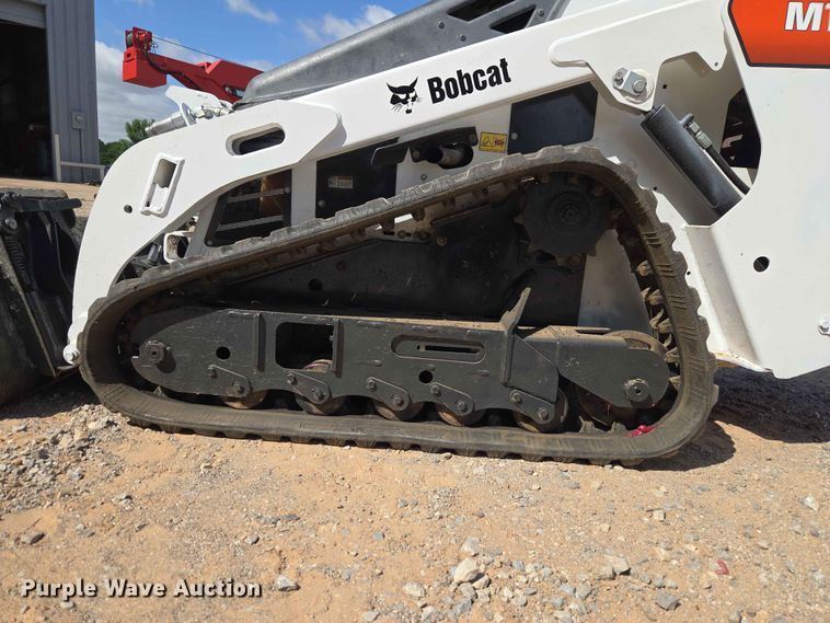 image for item EW0308 2018 Bobcat MT85 compact utility loader