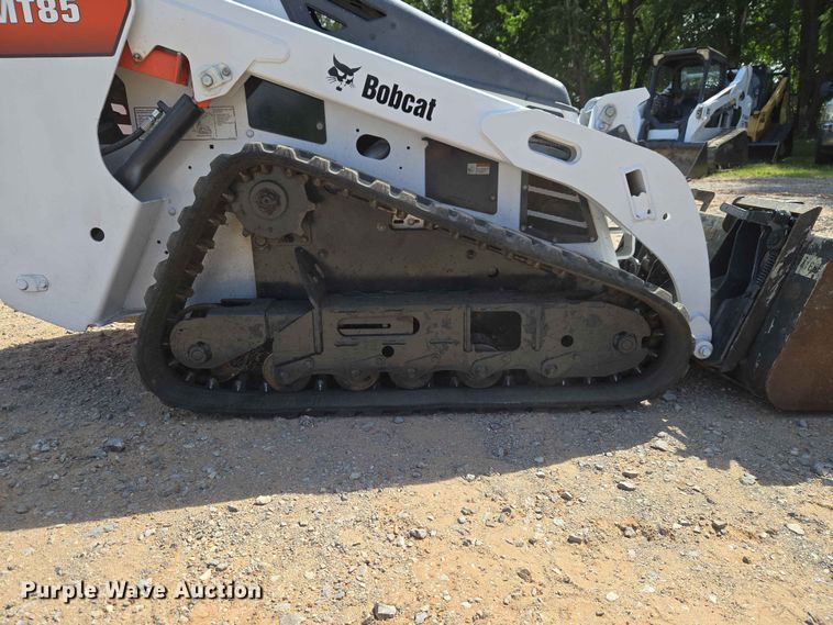 image for item EW0308 2018 Bobcat MT85 compact utility loader