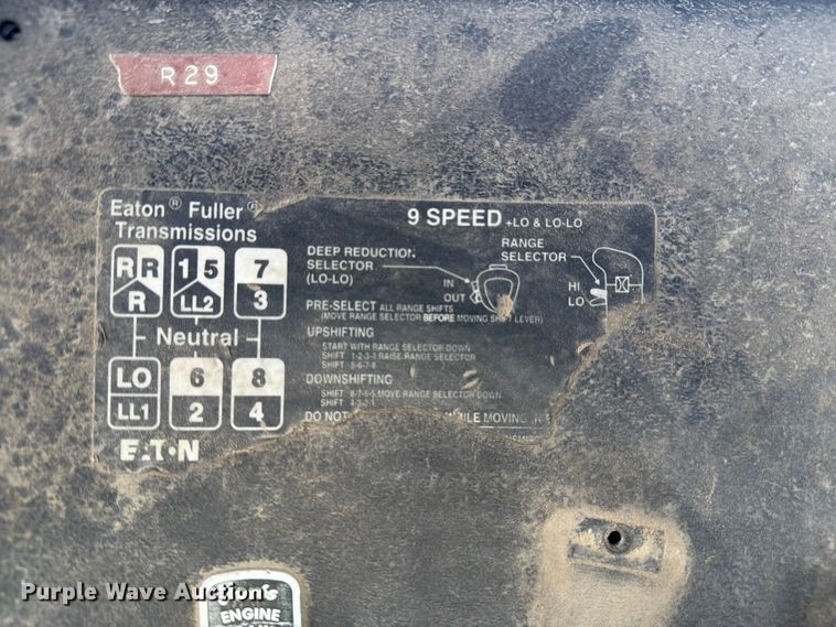 image for item EW2112 1998 Mack RD688S ready mix truck