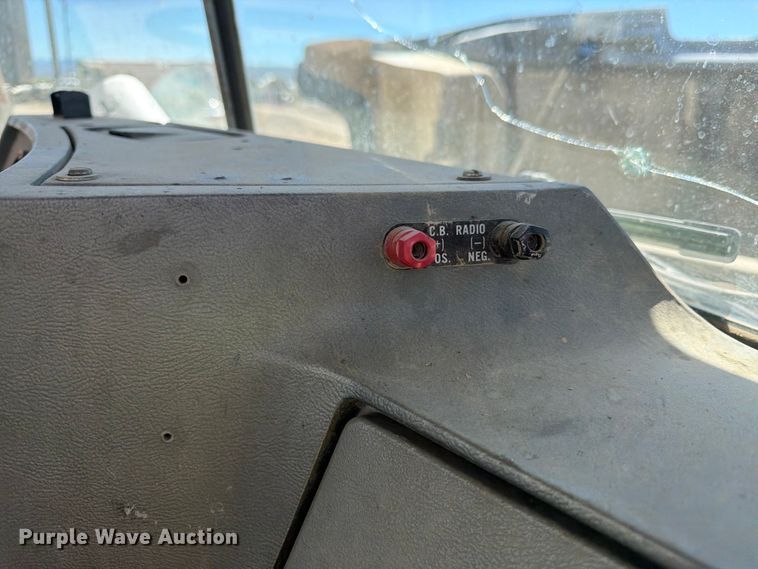 image for item EW2112 1998 Mack RD688S ready mix truck
