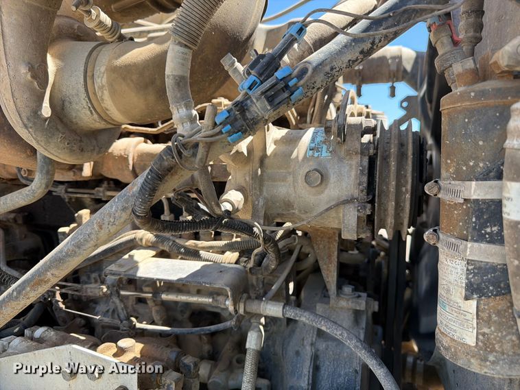 image for item EW2112 1998 Mack RD688S ready mix truck